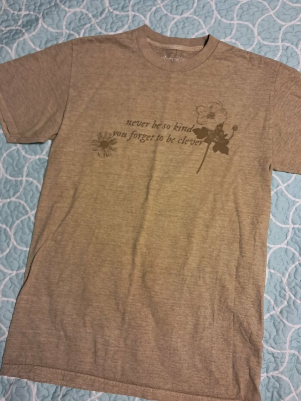 TAYLOR SWIFT EVERMORE MARJORIE LYRIC TSHIRT M LIKE NEW CONDITION